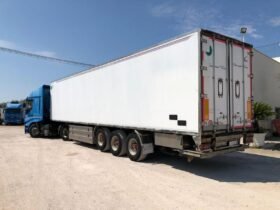 SEMIRIMORCHIO BARTOLETTI CELLA FRIGO CON PEDANA