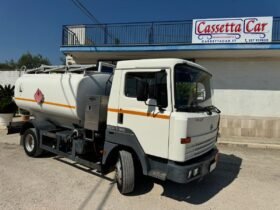 NISSAN M90 T160 CISTERNA CARBURANTI E CONTALITRI ADR BARRATO ROSA