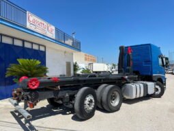 
										VOLVO FM 11 450 EURO 6 CABINA BASSA PASSO 4300 1° ASSE 8 TON.TERZO ASSE INTELLIGENTE SCARRABILE full									